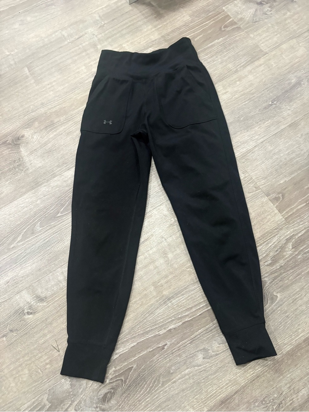 Under Armour woman's Black Slim-Fit Joggers